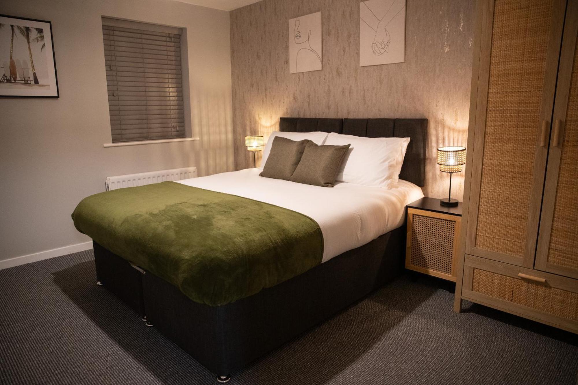 2 Bedroom With Free Parking Close To Leeds Centre Holiday home *